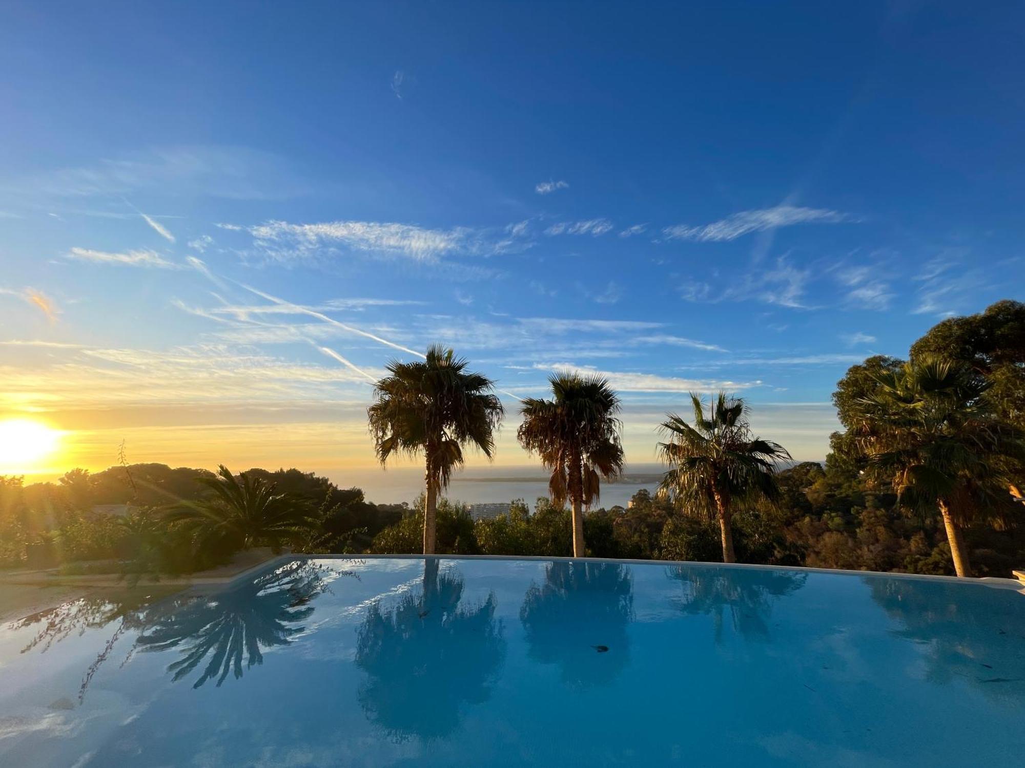 Le Clos Des Iles Vallauris Exterior foto